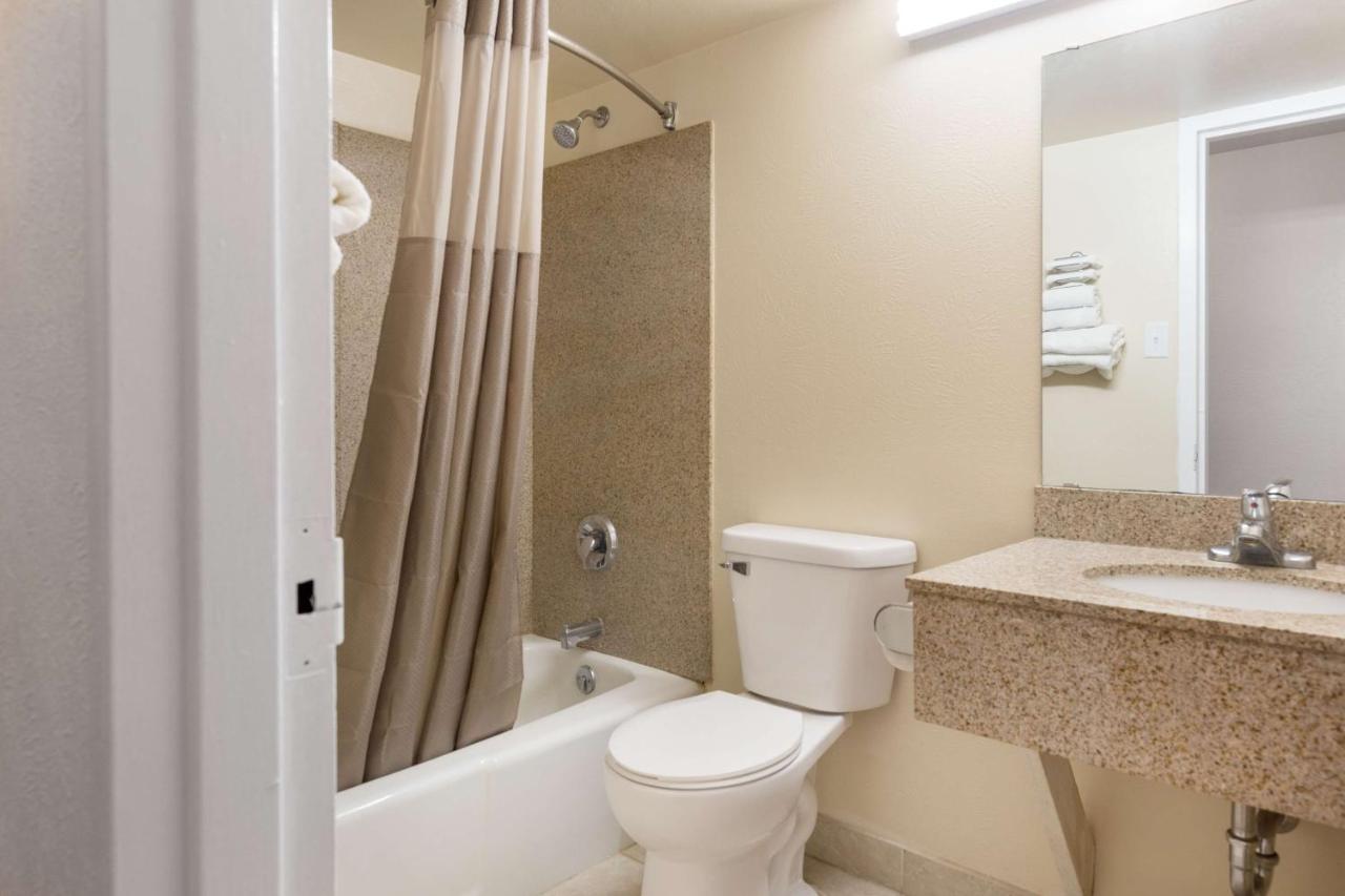 Motel 6-Lincoln, Il Eksteriør billede