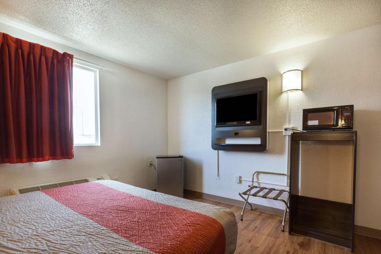 Motel 6-Lincoln, Il Eksteriør billede